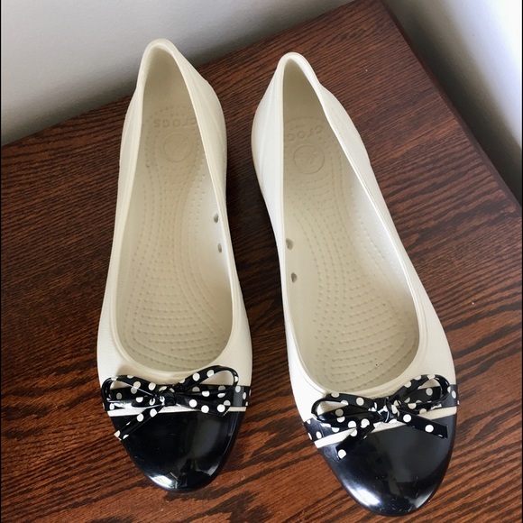 CROCS CAP TOE POLKA DOT BOW BALLET FLAT CREAM and BLACK - Picture 11 of 11